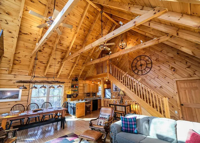Lazy Bear Lodge