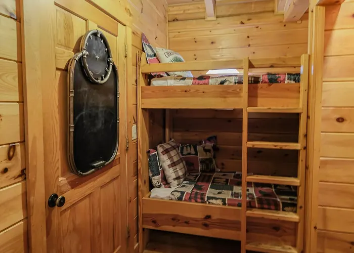 Lazy Bear Lodge